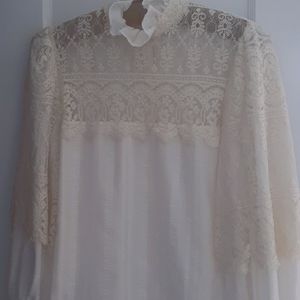 Vintage look blouse
